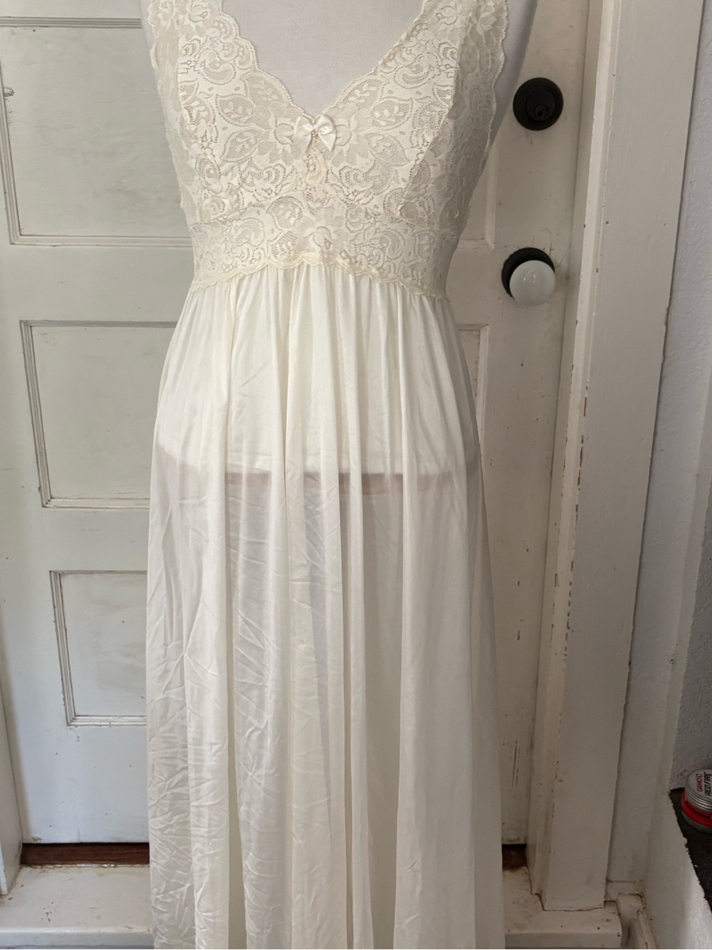 Vtg Shadowline 2pc Peignoir Set Small Ivory Nylon Lace Nightgown Robe USA Made - Picture 3 of 16